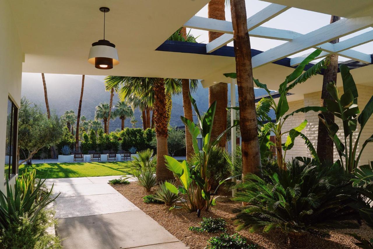 Azure Sky Hotel - Adults Only Palm Springs Bagian luar foto